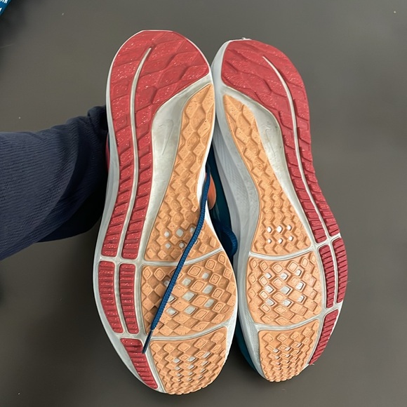 Nike Zoom Pegasus 39 running shoes men’s 9.5 - Picture 3 of 4